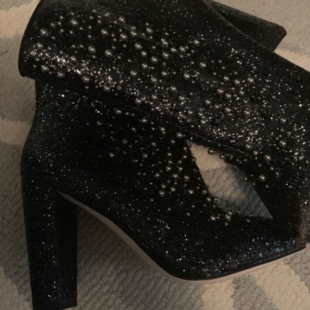 Jessica Simpson boots never worn